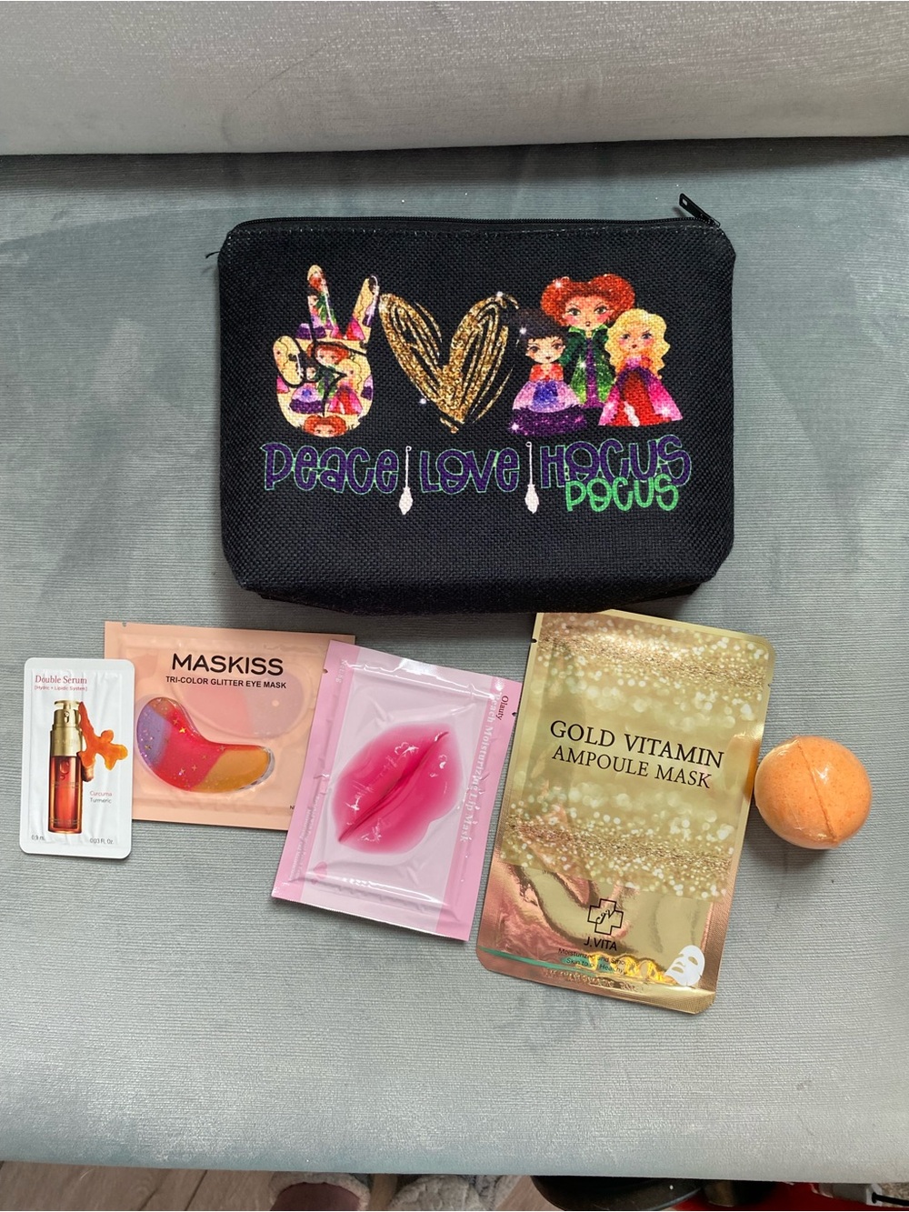 Hocus Pocus Peace Love Black Cosmetic Pouch with Skincare Set NWOT 9x7